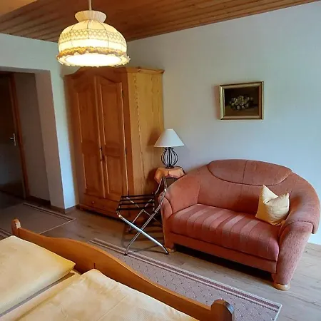 ゲストハウス Gaestehaus Fellner アシャウ・イム・キームガウ